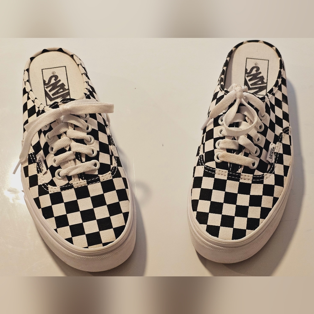 Womens 8.5 Black Whita Slip On Vans Sneaker Shoes - Picture 10 of 11